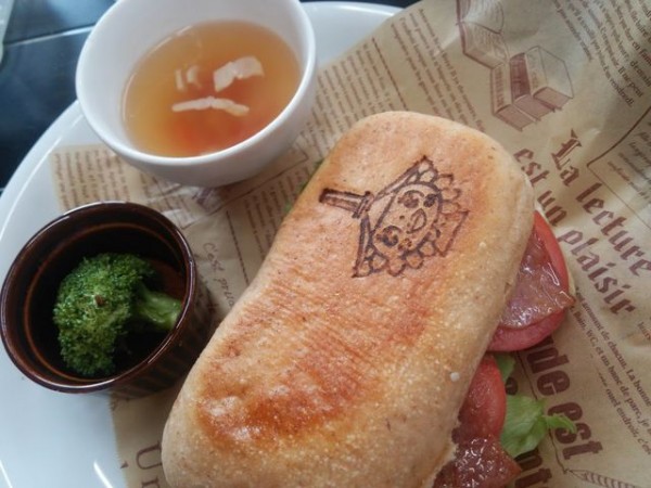 こびとカフェ